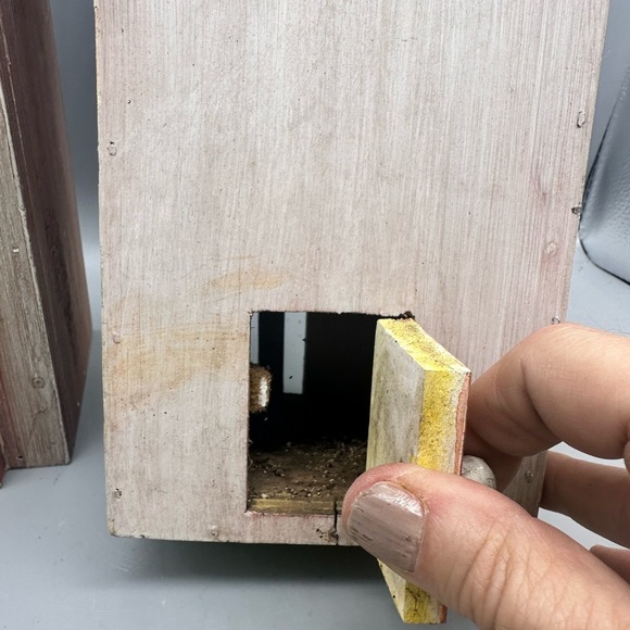 Wooden weathered tealight houses - Picture 6 of 10